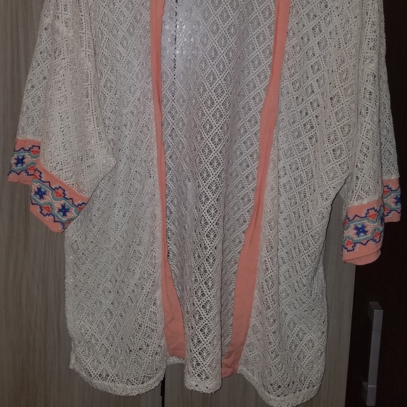 Flying Tomato knitted cover up - Picture 2 of 5